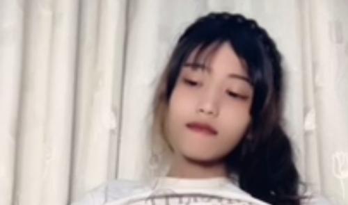 Si cantik lagi enak colmek