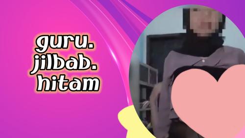 Guru jilbab hitam