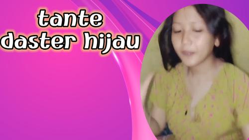 Tante daster hijau