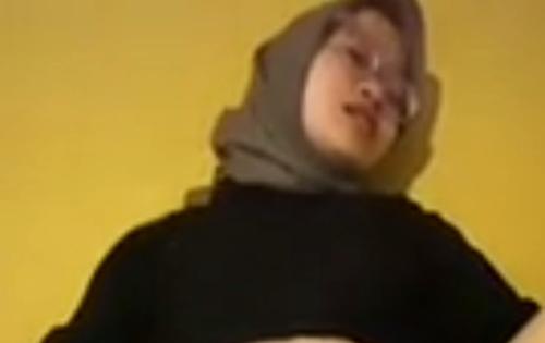 Hijaber keenakan 