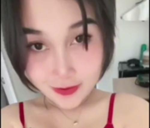 Tante cantik 