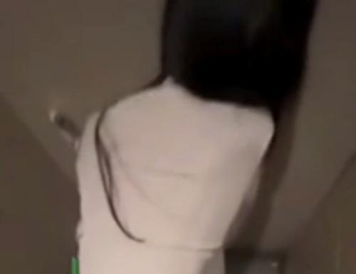 Enak enak di kamar mandi