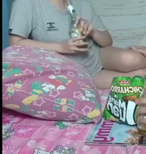Lagi enak enak 