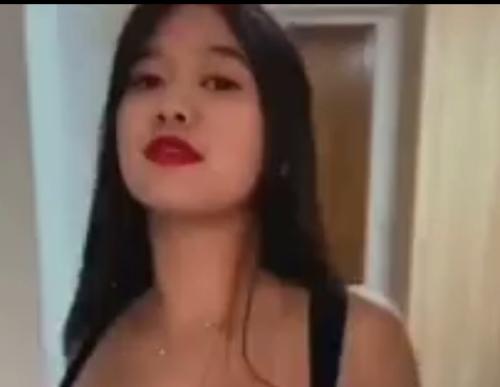 Main di Atas