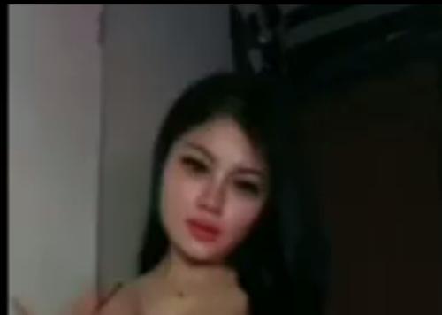 Tante daster merah