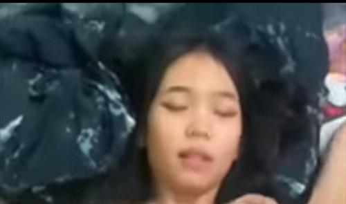 Kaka sendiri 