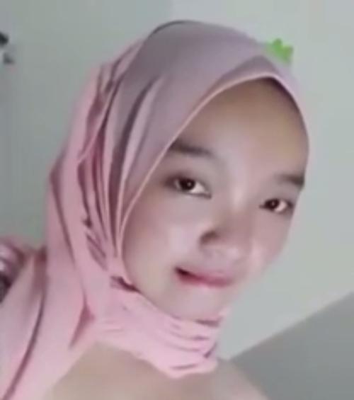 Jilbab pink